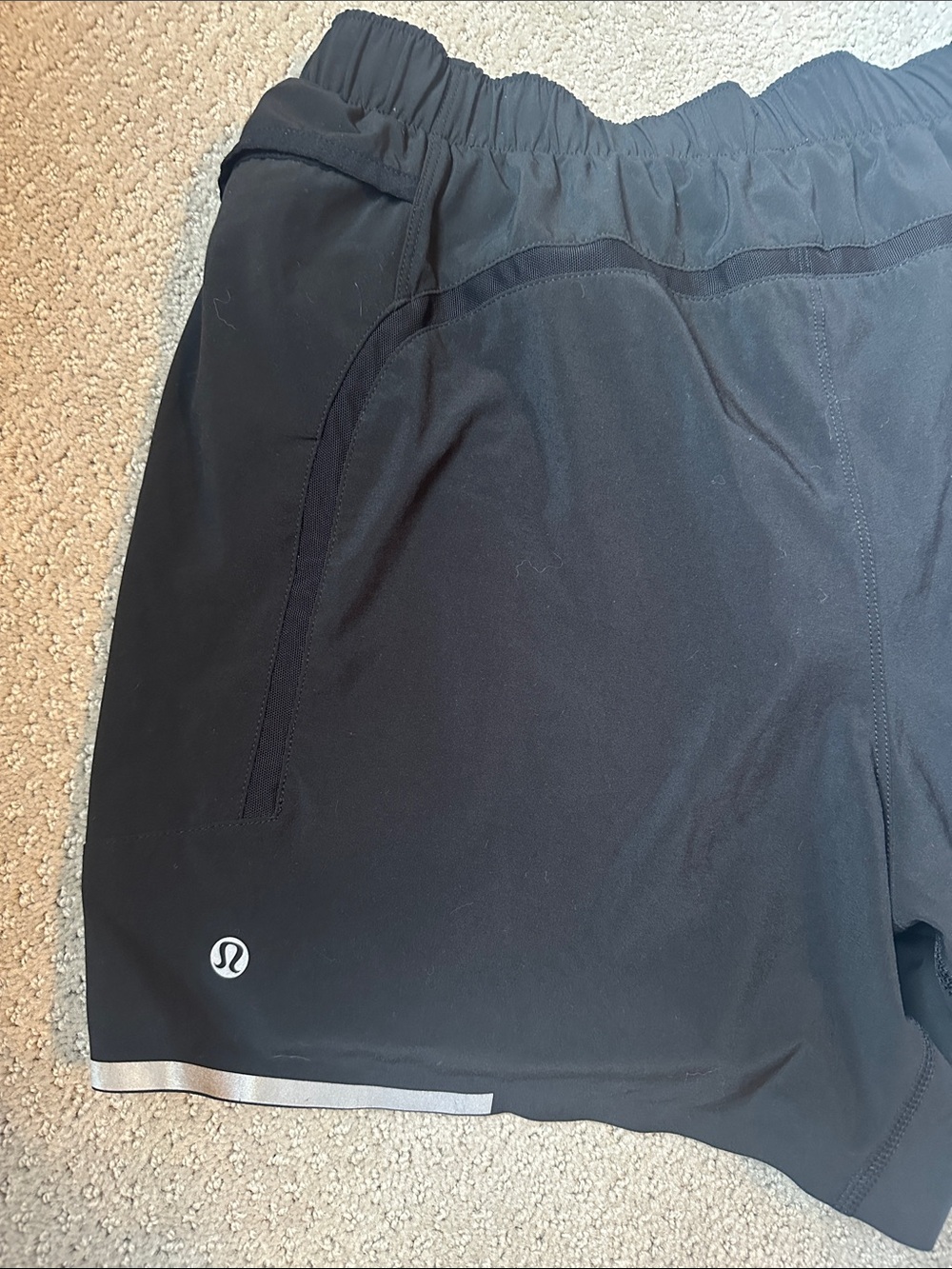 Lululemon Men's Black Athletic 5" Running Shorts w/ reflective detailing - Picture 3 of 6